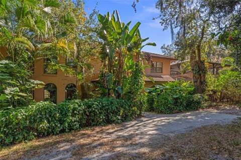 27910 Debbie Road, home for sale in Okahumpka 34762