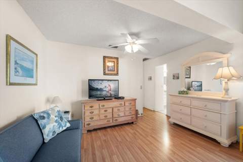179 Medallion Boulevard #H, Madeira Beach FL - photo 21 of 30
