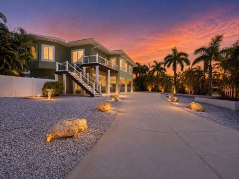 140 50Th Street, home for sale in Holmes Beach 34217