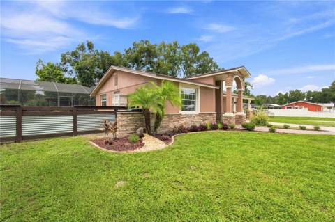 9020 Auburn Way, Tampa FL - photo 7 of 93