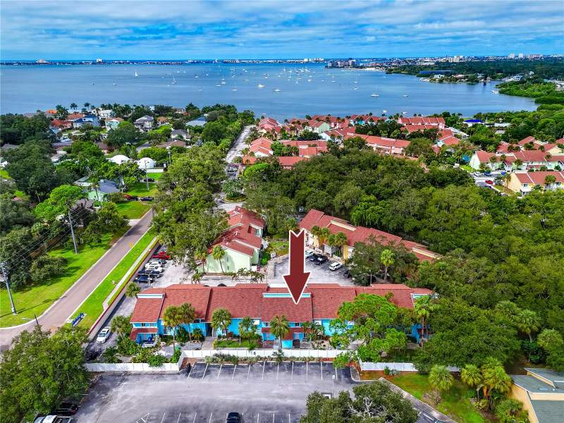 2 bedroom Townhouse at 3775 40th Lane #E, Bermuda Bay Beach Condo, St Petersburg — photo 3
