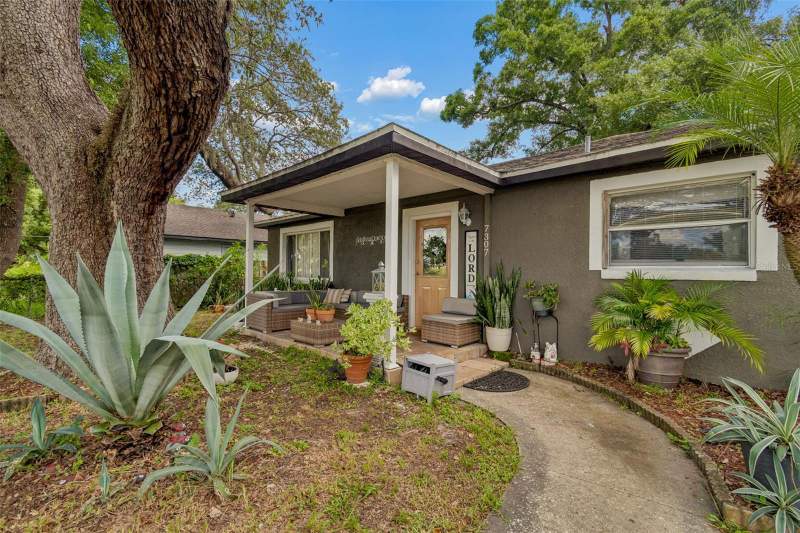 3 bedroom Single Family Residence at 7307 N Huntley Avenue, Roanoke, Tampa — photo 4