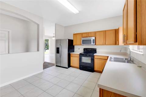 735 Palaiseau Court, Kissimmee FL - photo 8 of 27