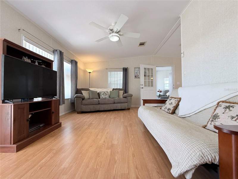 2 bedroom Manufactured Home at 2050 Champion Street, Mobile Estates, Sarasota — photo 5