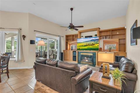 9113 Ivey Hill Court, Orlando FL - photo 14 of 55
