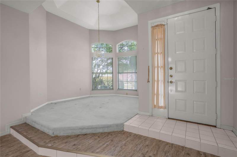 4 bedroom Single Family Residence at 1635 N Marlborough Loop, Meadowcrest Single Family Add 03, Crystal River — photo 4