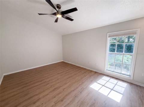 9454 Mississippi Run, Weeki Wachee FL - photo 13 of 34