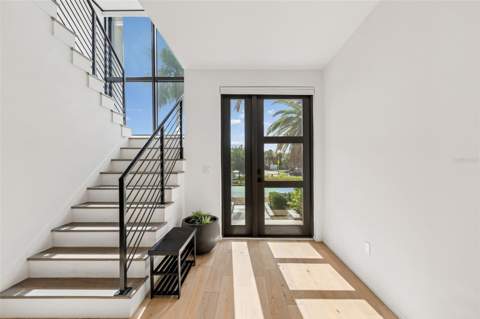 94 W Davis Blvd., Tampa FL - photo 14 of 99