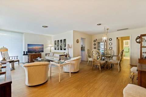 1036 North Shore Drive #1, St Petersburg FL - photo 6 of 6
