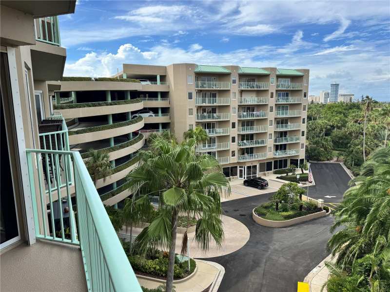 2 bedroom Condominium at 4 Oceans West Blvd #606D, Oceans Cloverleaf North, Daytona Beach Shores — photo 1