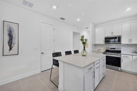 4695 Blue Star Court, North Port FL - photo 6 of 29