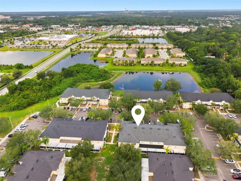 2 bedroom Townhouse at 10734 Keys Gate Drive, Summerfield Village 1 Tr 2, Riverview — photo 4