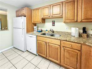 1515 Pinellas Bayway #40, St Petersburg FL - photo 6 of 6