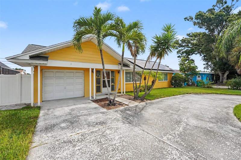 2 bedroom Single Family Residence at 12149 PARK BOULEVARD #7, RIDGEWOOD GROVES UNIT 7, SEMINOLE — photo 2
