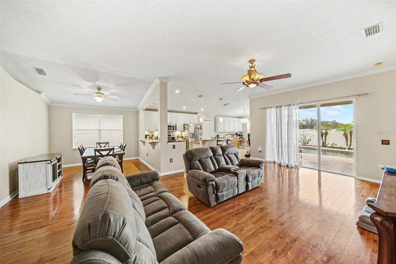 3 bedroom Single Family Residence at 215 Fern Gulley Drive, Kingsway Ph 1, Seffner — photo 3