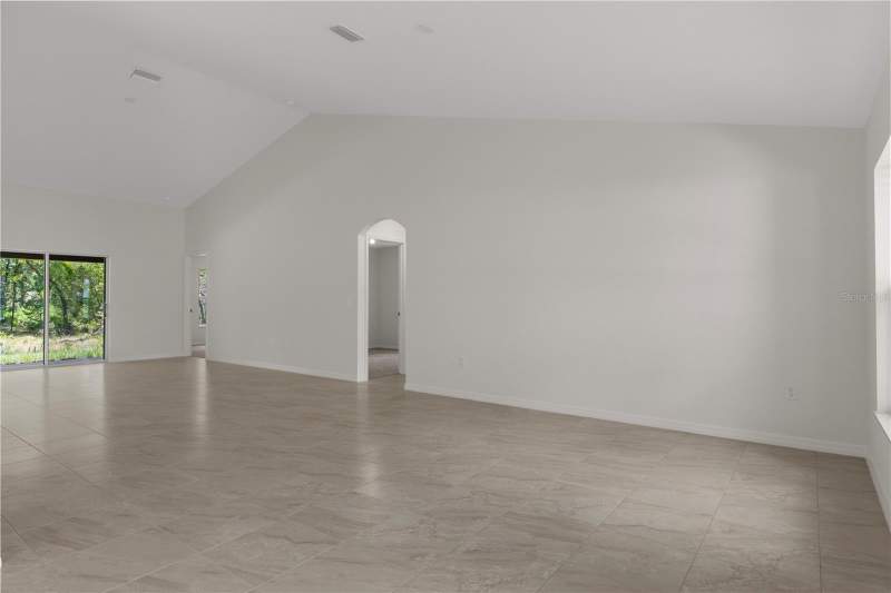 4 bedroom Single Family Residence at 13048 Kittiwake Road, Royal Highlands, Weeki Wachee — photo 5