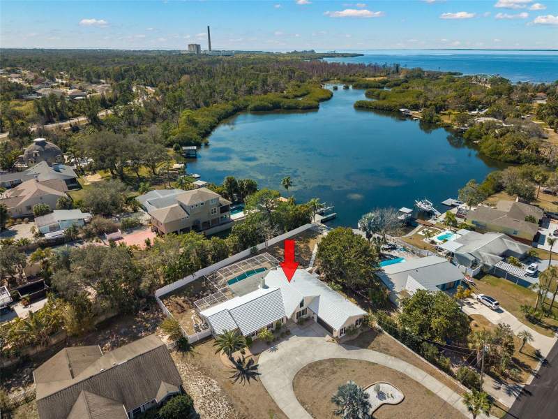 4 bedroom Single Family Residence at 2138 Bayou Drive, Baileys Bluff Estates, Holiday — photo 2