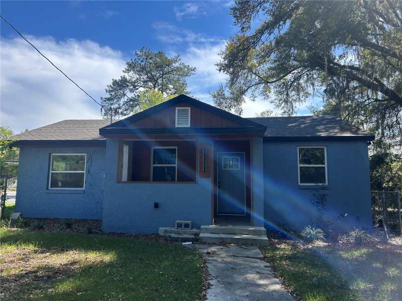 3 bedroom Single Family Residence at 1111 SE 6th Avenue, Cecil Heights, Gainesville — photo 1