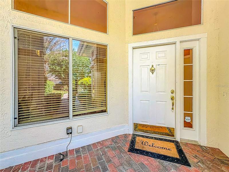 3 bedroom Single Family Residence at 848 Crepe Myrtle Circle, Courtyards & Coach Homes, Apopka — photo 2