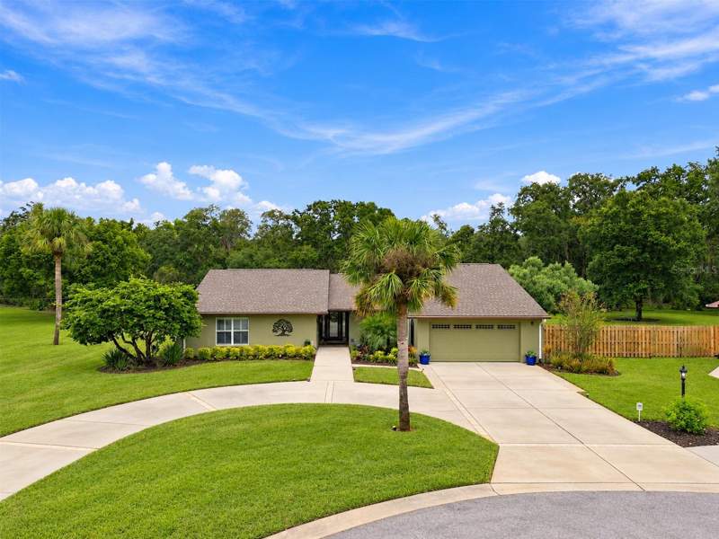 3 bedroom Single Family Residence at 8985 Fairchild Court, Hidden Lake Estates, New Port Richey — photo 2