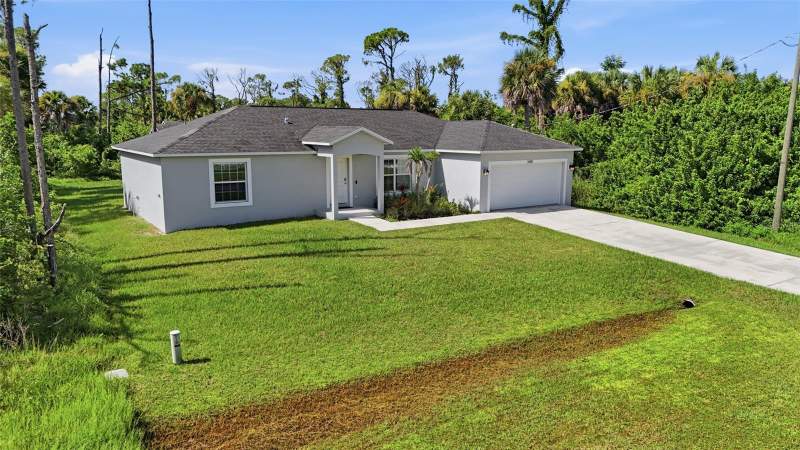 3 bedroom Single Family Residence at 11481 Willmington Boulevard, Port Charlotte Sec 063, Port Charlotte — photo 3