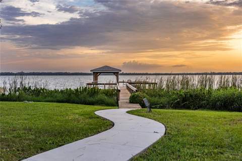 32834 Lakeshore Drive, Tavares FL - photo 6 of 6