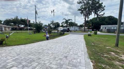 12115 Virginia Drive, Leesburg FL - photo 17 of 92