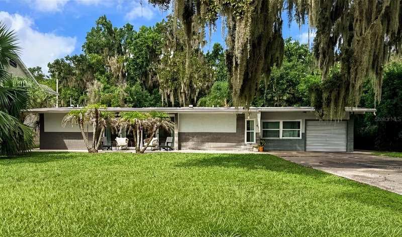 3 bedroom Single Family Residence at 46 Palm Drive, Spgs Bath & Yacht Club Unit 02, Yalaha — photo 1