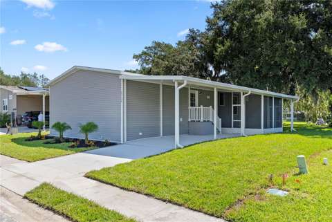 25136 Huckleberry Way, home for sale in Astatula 34705