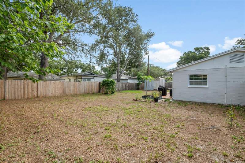 3 bedroom Single Family Residence at 2151 44th Avenue, Harris School Sub No. 1, St Petersburg — photo 5