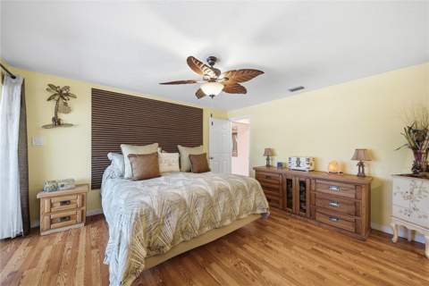 2138 Egret Drive, Clearwater FL - photo 14 of 52