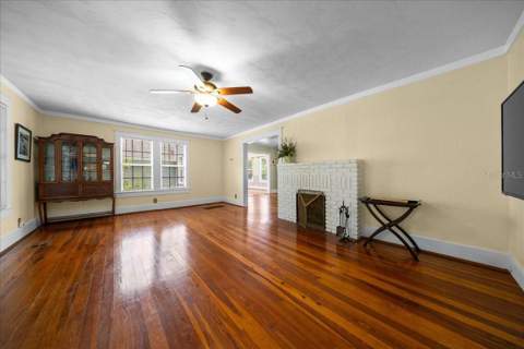 319 Carnation Court, Apopka FL - photo 8 of 63