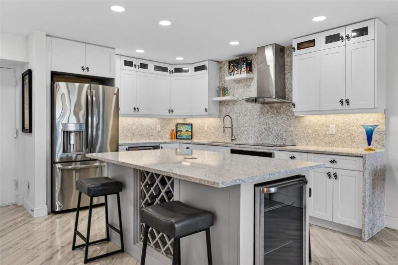 1 bedroom Condominium at 4900 Brittany Drive #409, Bayway Isles Point Brittany Six, St Petersburg — photo 5