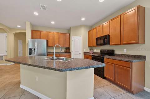 11601 Tangle Stone Drive, Gibsonton FL - photo 15 of 54