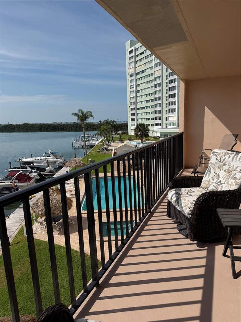 1 bedroom Condominium at 51 Island Way #306, 51 Island Way Condo, Clearwater Beach — photo 3