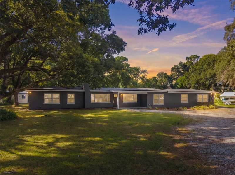 6 bedroom Single Family Residence at 1130 W Lake Brantley Road, Little Washington Estates, Altamonte Springs — photo 1