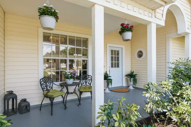 4 bedroom Single Family Residence at 970 Valley View Circle, Deep Spring, Palm Harbor — photo 4