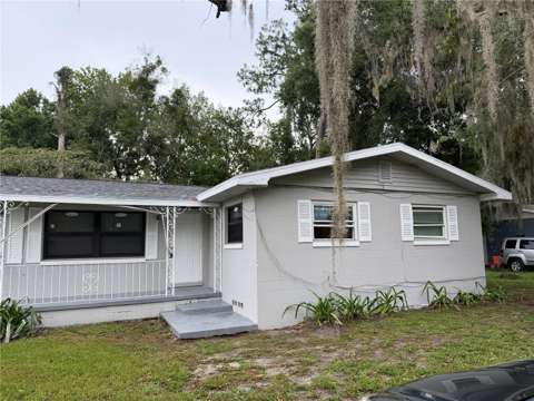 2715 NE 1St Avenue, home for sale in Ocala 34470