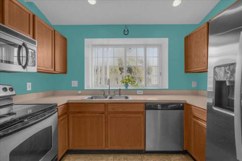 14352 Sun Bay Drive, Orlando FL - photo 7 of 32