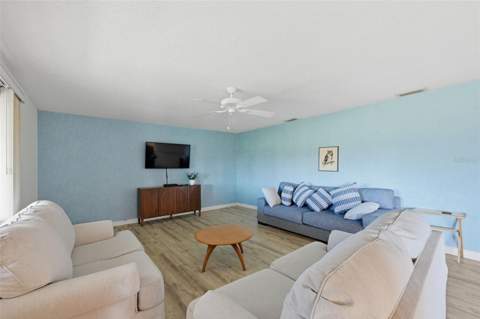 2118 Harleston Place #212, Sun City Center FL - photo 6 of 6