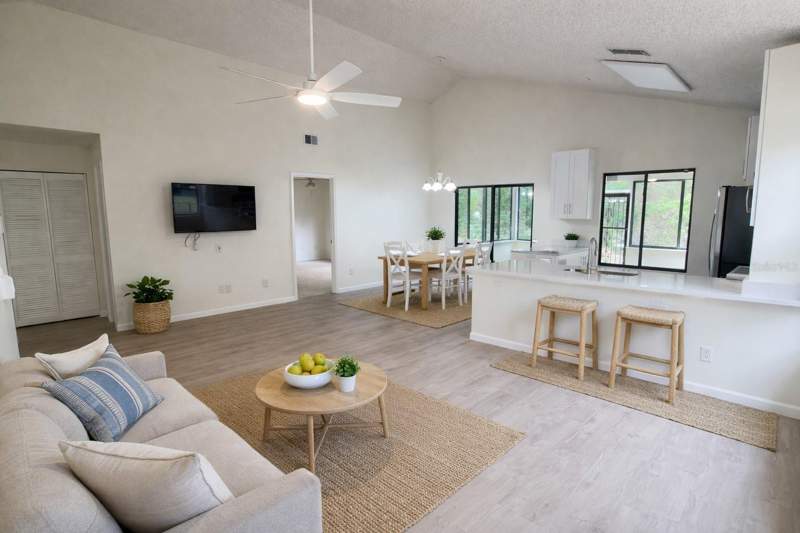 2 bedroom Single Family Residence at 114 Spreading Oak Court, Hidden Lake Villas Ph 1, Sanford — photo 3