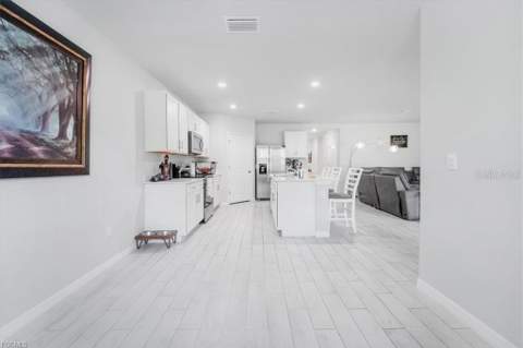 1216 NW 21st Place, Cape Coral FL - photo 14 of 45