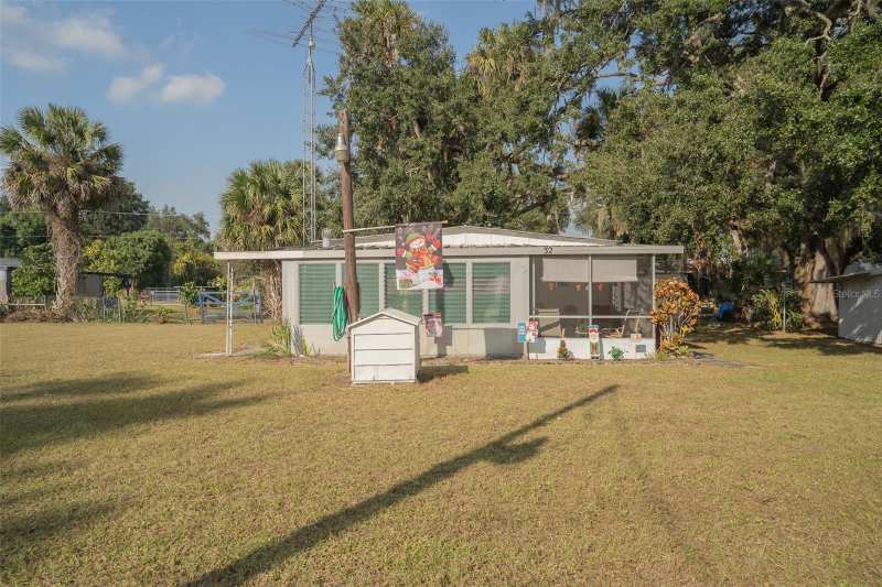 1 bedroom Mobile Home at 28 Basin Street, Kissimmee River Shores, Lorida — photo 1