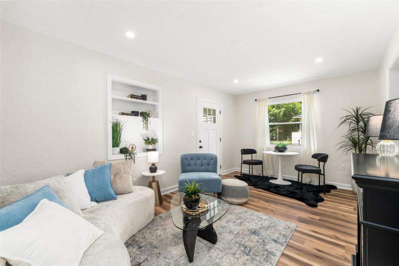 2 bedroom Single Family Residence at 807 NW 24th Avenue, Oak Park, Gainesville — photo 4