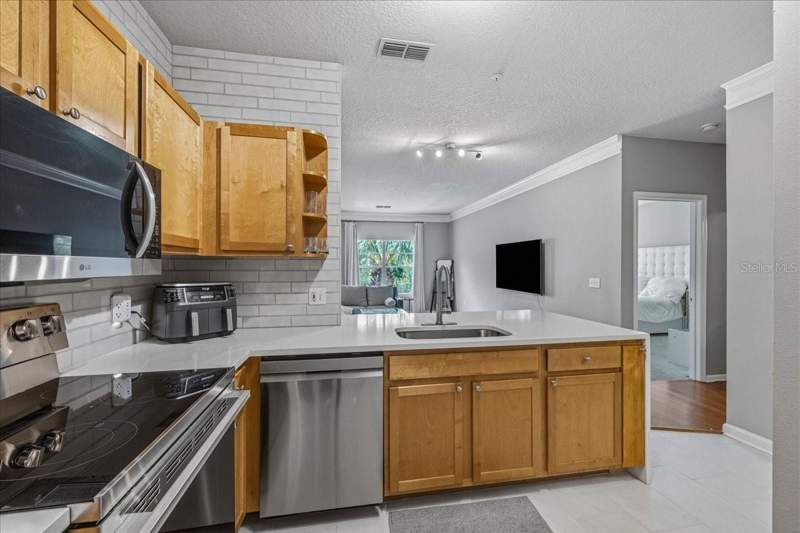 1 bedroom Condominium at 4207 S Dale Mabry Highway #8308, Grand Key A Condo, Tampa — photo 3