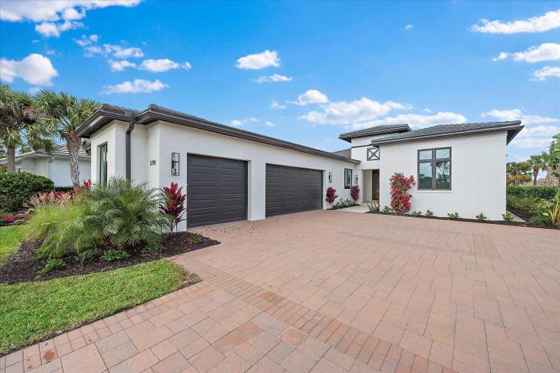 3 bedroom Single Family Residence at 3739 Caledonia Lane, Founders Club, Sarasota — photo 1