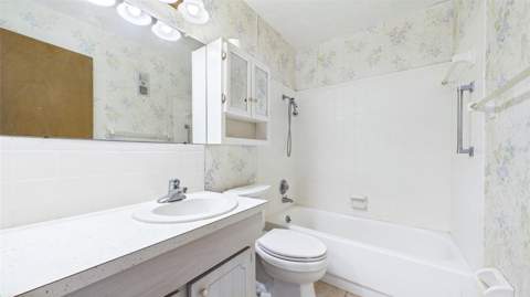 6025 Shore Boulevard #303, Gulfport FL - photo 16 of 23