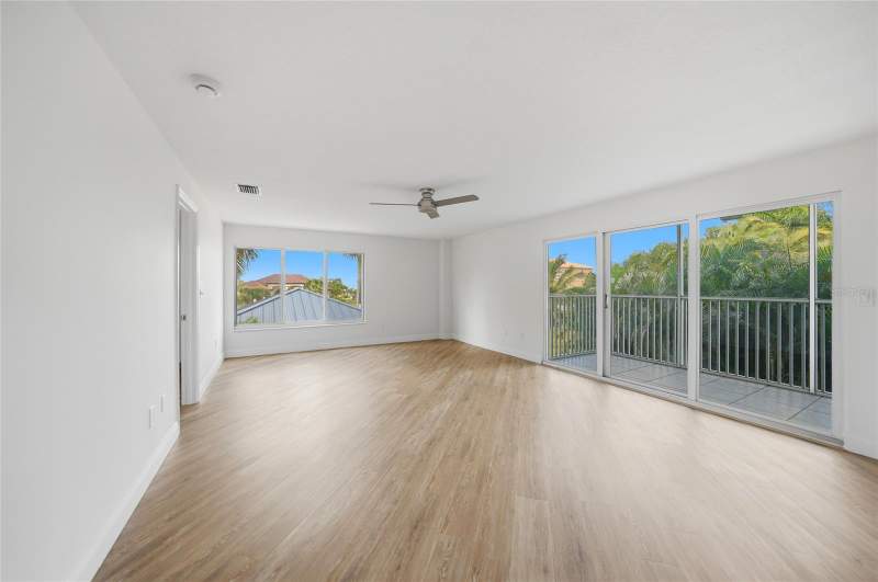 2 bedroom Condominium at 1477 Park Beach Circle #13, Park Bch Club Association Condo, Punta Gorda — photo 2