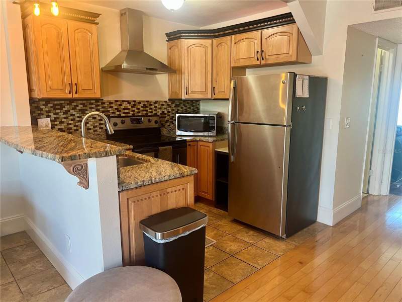 1 bedroom Villa at 24862 US Highway 19 #1804, Hill Crest Villas, Clearwater — photo 3