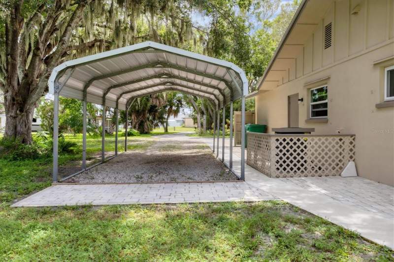 3 bedroom Single Family Residence at 336 Timbruce Lane, Port Charlotte Sec 001, Port Charlotte — photo 4
